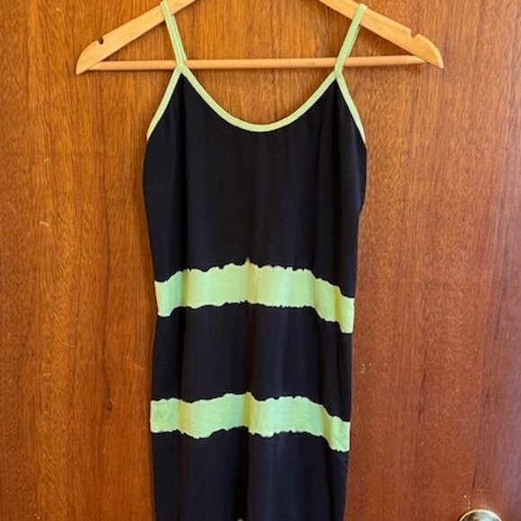 Y2K body-con mini-dress. Black and Pale Green by EXIST. - Picture 2 of 5